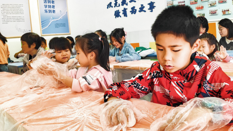 时光拾美 | 劳动铸魂漾芳华 实践育人耀青春