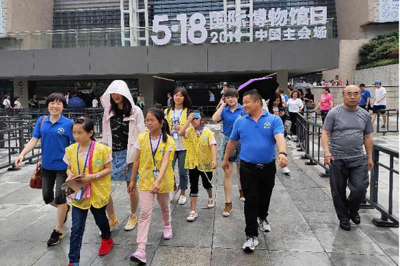周阔：“坚持把助人为乐的好事越做越宽、越做越远！”
