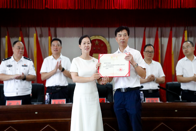 长沙民进会员张早平受聘为北塔区政府顾问