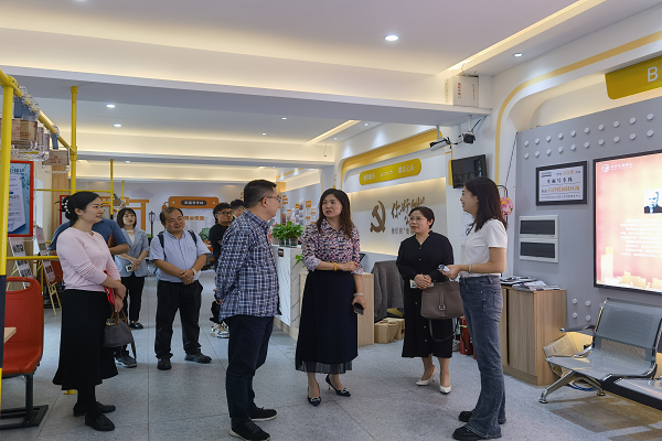 民进长沙市委会、民进天心区工委联合白沙花园同心社区开展“法律