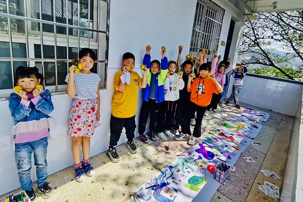 点亮村小孩子的艺术梦——民进岳麓区工委开展送教下乡活动3
