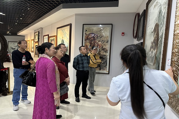 民进长沙市委会开展庆祝重阳节活动2