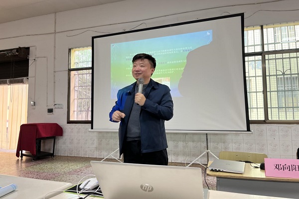 市政协双江口委员工作室、长沙民进法律服务中心联合开展普法进校