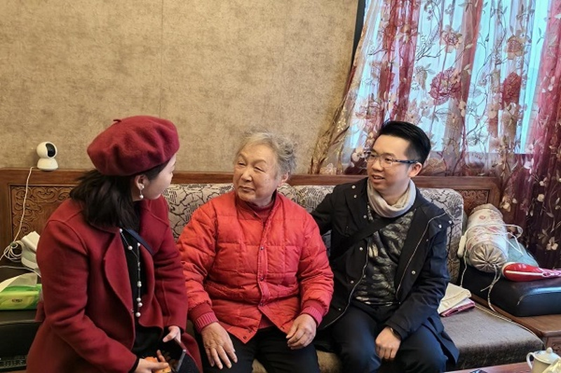 温暖关爱 情满人心 ——民进开福区工委一支部走访慰问老会员