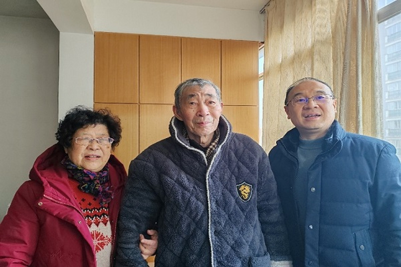 “组织的关怀，让我越活越有劲头！” ——民进雅礼中学支部看望慰问老会员小记