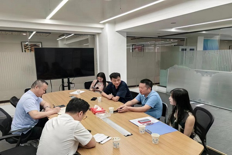 兰德泉到联合支部调研