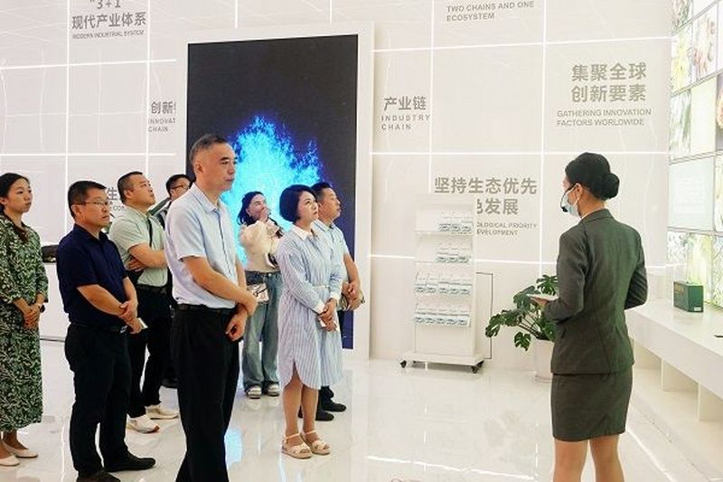 李平率主课题组赴三亚调研交流