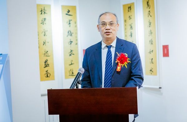 “遵道而行 同心向党”——庆祝新中国成立75周年詹习成师生楹