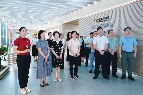 民进河池总支部来长沙考察调研1