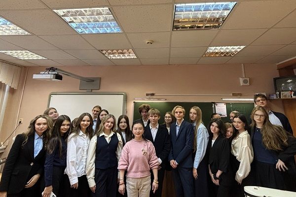 琴韵传情润中俄 以乐为桥育知音——民进会员阳静在俄开展中国音